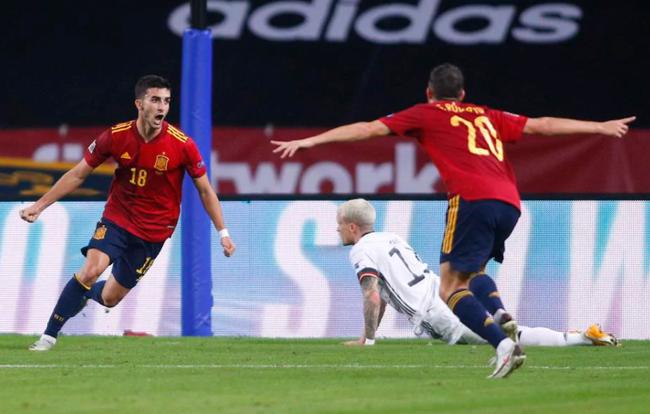  里昂青训小将破门，刷新队史最年轻纪录  