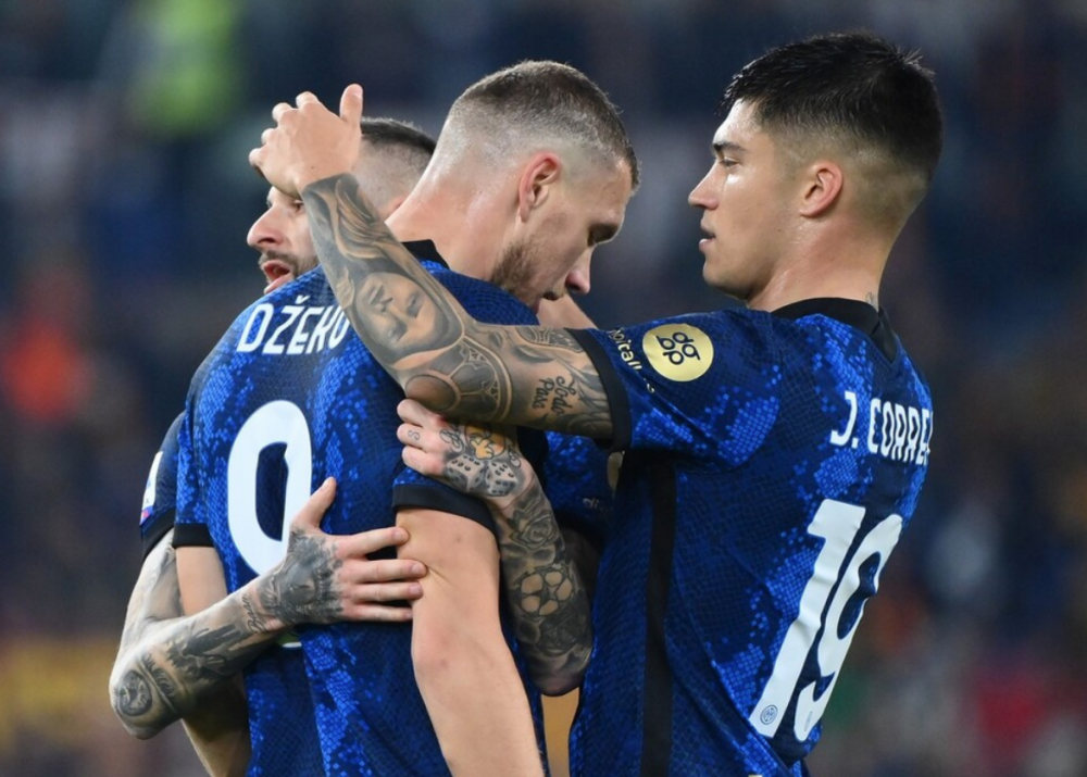  穆里尼奥染红罗马主场落败  