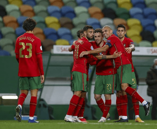 勒沃库森中场核心爆发,独造三球主导胜局